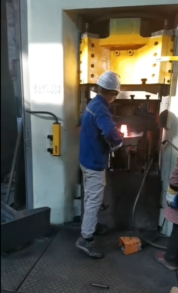 1749515940666 1749515940666